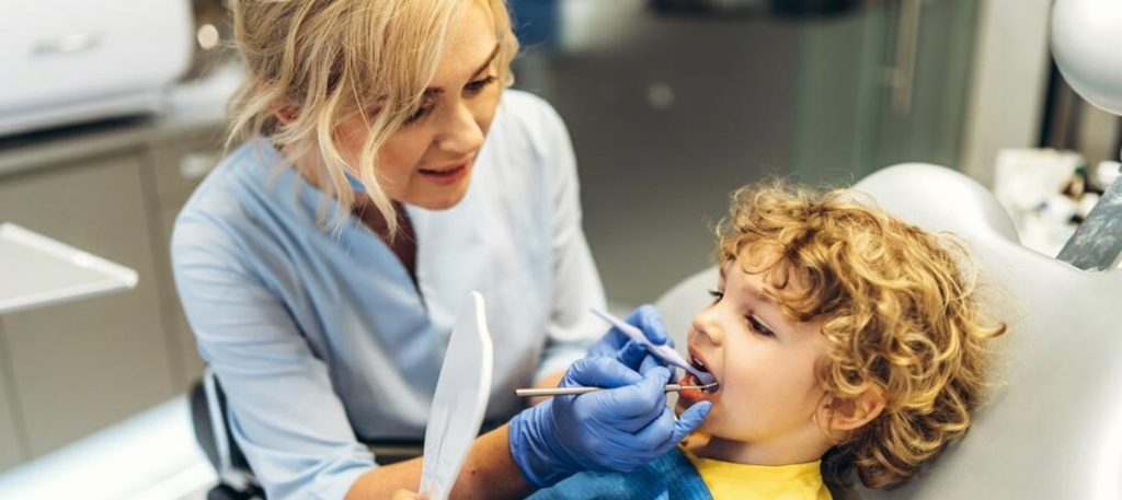 Dental-Check-Ups-for-Children-001